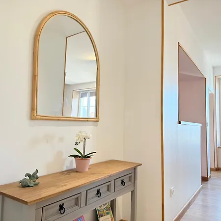 L'ecole Buissonniere - Complex Apartment Bayeux